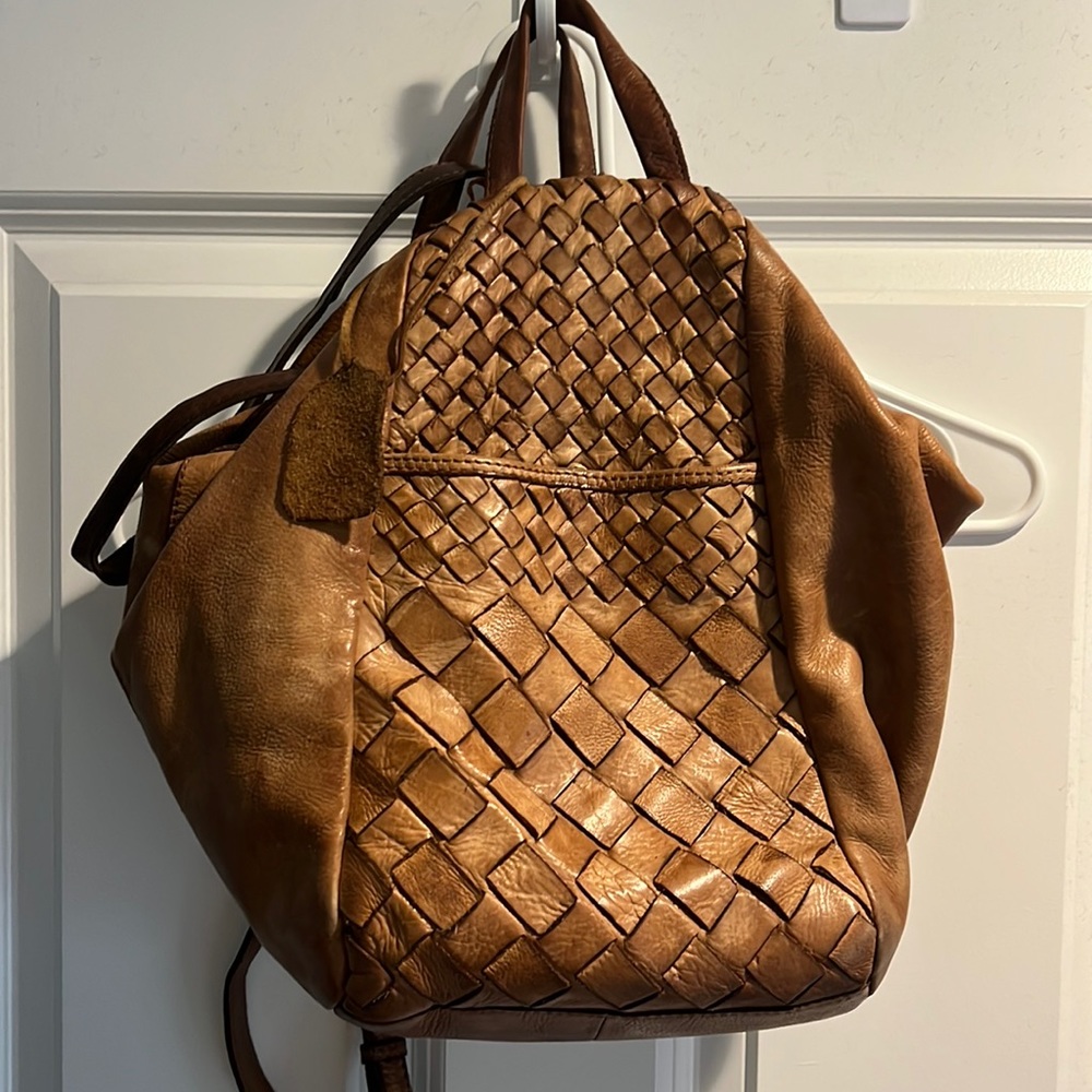 Brown genuine leather purse/backpack